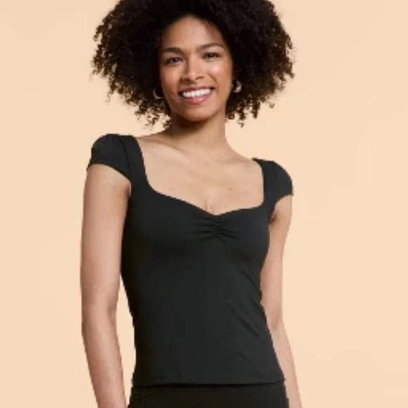 NWT Blogilates Black Sweetheart Baby Tee Cap Sleeve Tank Top - Picture 1 of 5